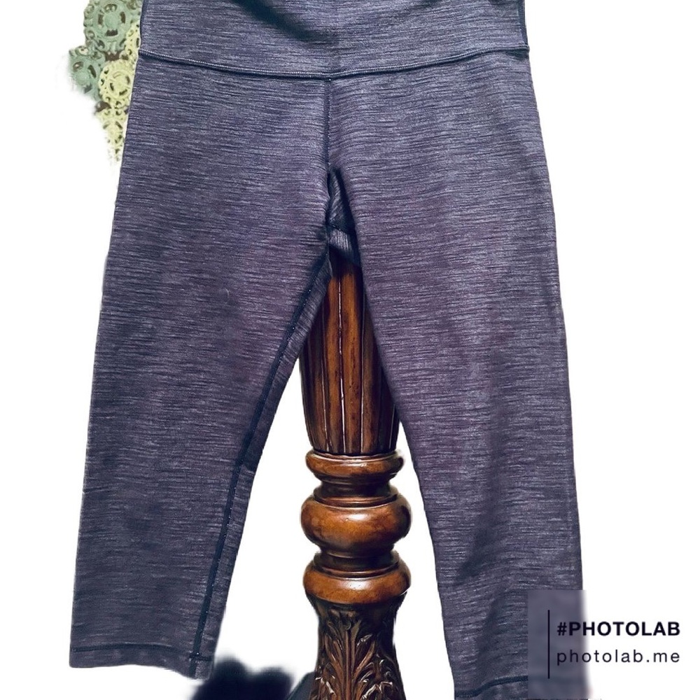 Lululemon Leggings Cropped Blue Size 6